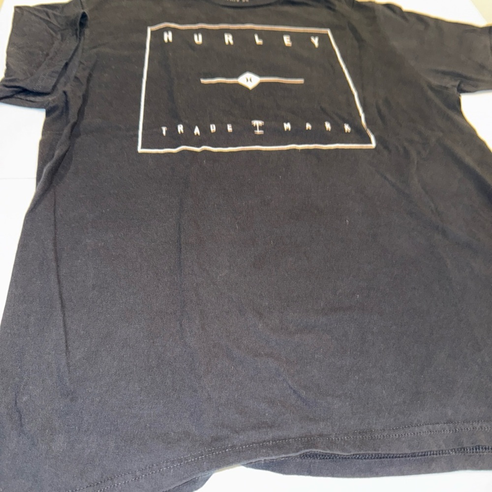 hurley t shirt mens Size large Black Color Cotton 100% Minimalist